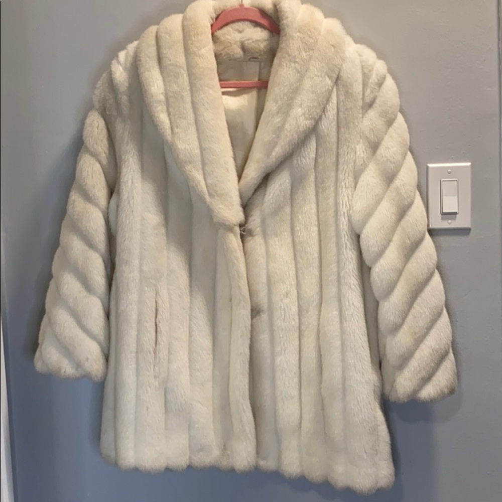 Vintage off white faux fur wait length coat